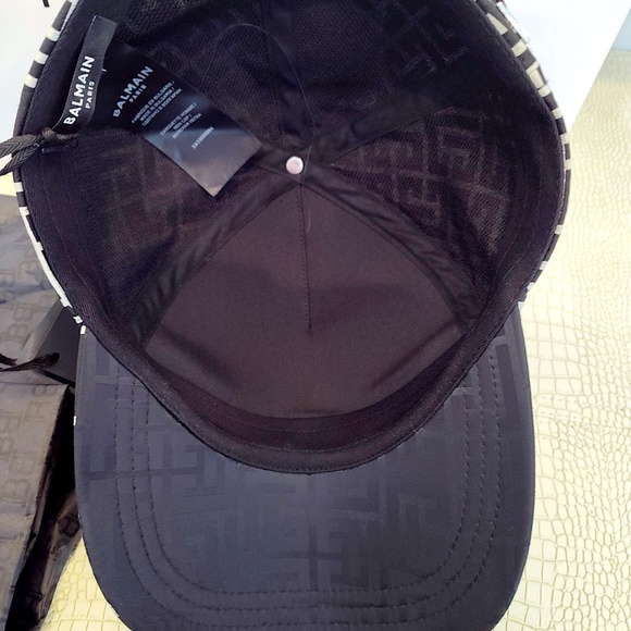 Brand New "Very Rare Black/Light Gray (Not White) BALMAIN Monogram Cap Size TU - Picture 8 of 14